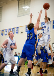 Sophomore Kolya Bough scored 20 points in the Big Horns’ game against the Roberts Rockets. PHOTO BY MILOSZ SHIPMAN