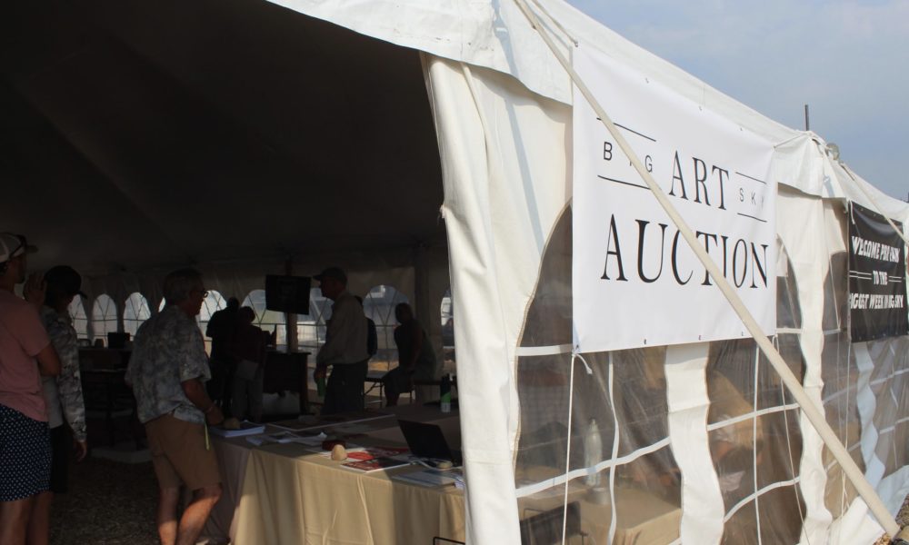 Art Auction gathers collectors of beautiful things