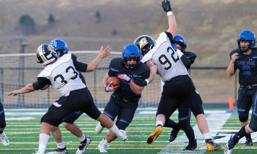 Big Horns football looks to extend winning streak Friday against Simms