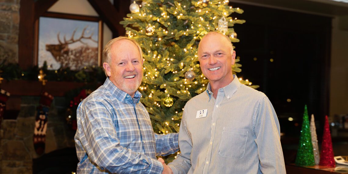 First Security Bank Branch President Tim Kent retires