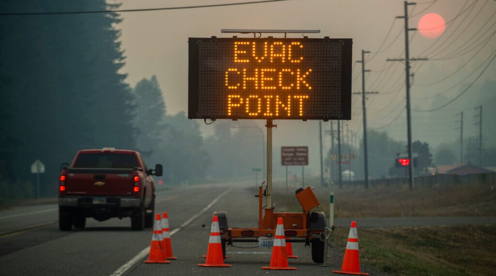 Climate change, drought, wildfires reduce value of private forestland in the West by billions