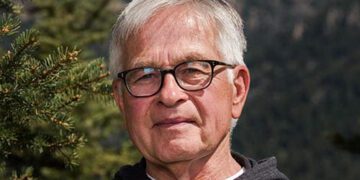 Steve Johnson, a ‘hall of fame’ community activist, dies at 77 