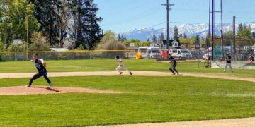 Baseball: Big Horns fall in dramatic playoff duel with Hamilton 