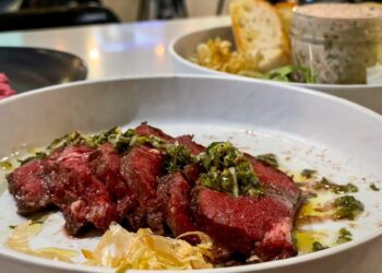 A la Carte: Navigating to the Waypoint 