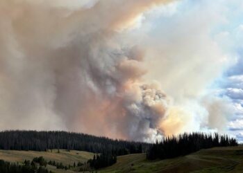 Fish Creek Fire in Wyoming spreads