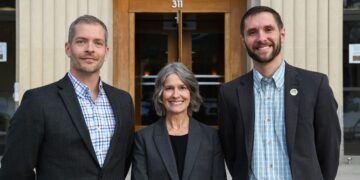 Gallatin County Commission urges voter participation for local government study