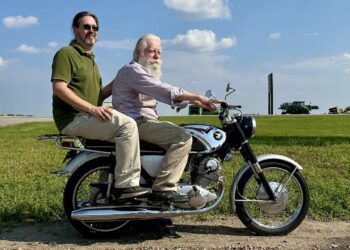 Pirsig Pilgrims ride across America for Zen