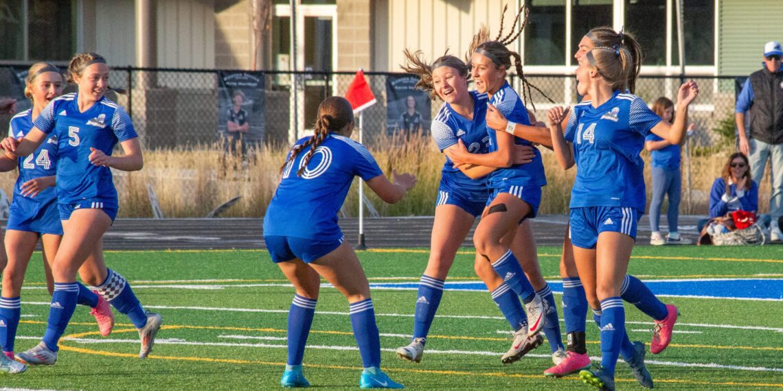 Soccer: Lone Peak sweeps Park on Homecoming night 