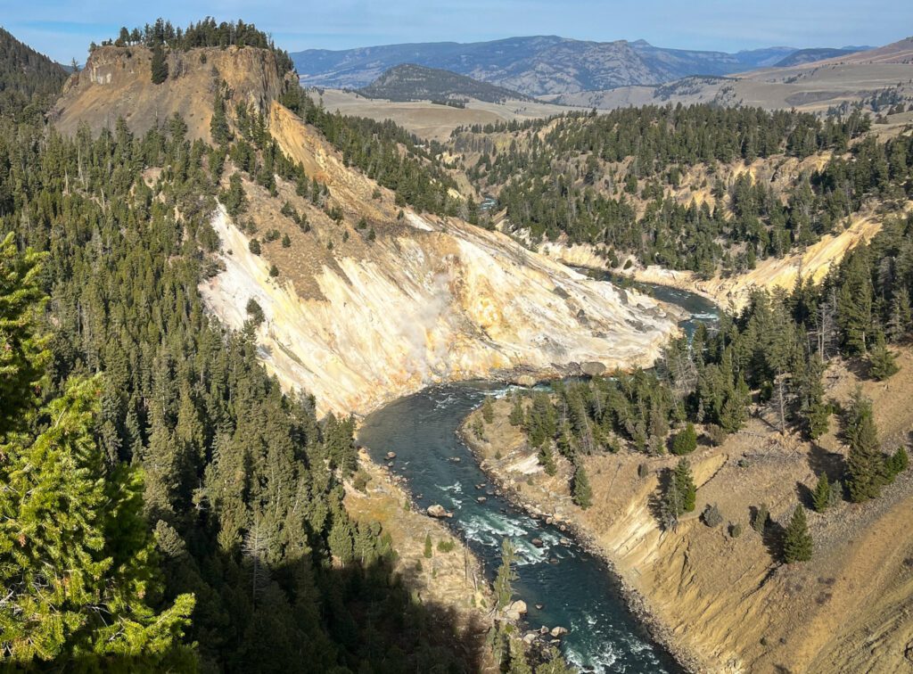 Most of Yellowstone’s roads to close Nov. 1 Explore Big Sky