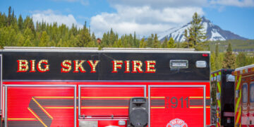 Firefighters contain Big Sky house fire 