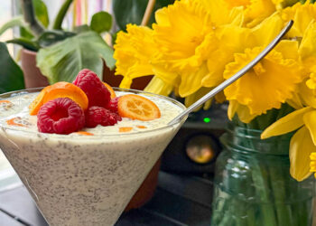 A five-minute, five-ingredient chia pudding topped with raspberry and kumquat looks extra fancy if you serve it in a martini glass. PHOTO BY RACHEL HERGETT
