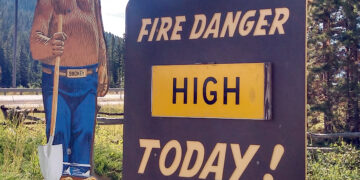 Wildfire Wire: Red flags and Smokey Bear 