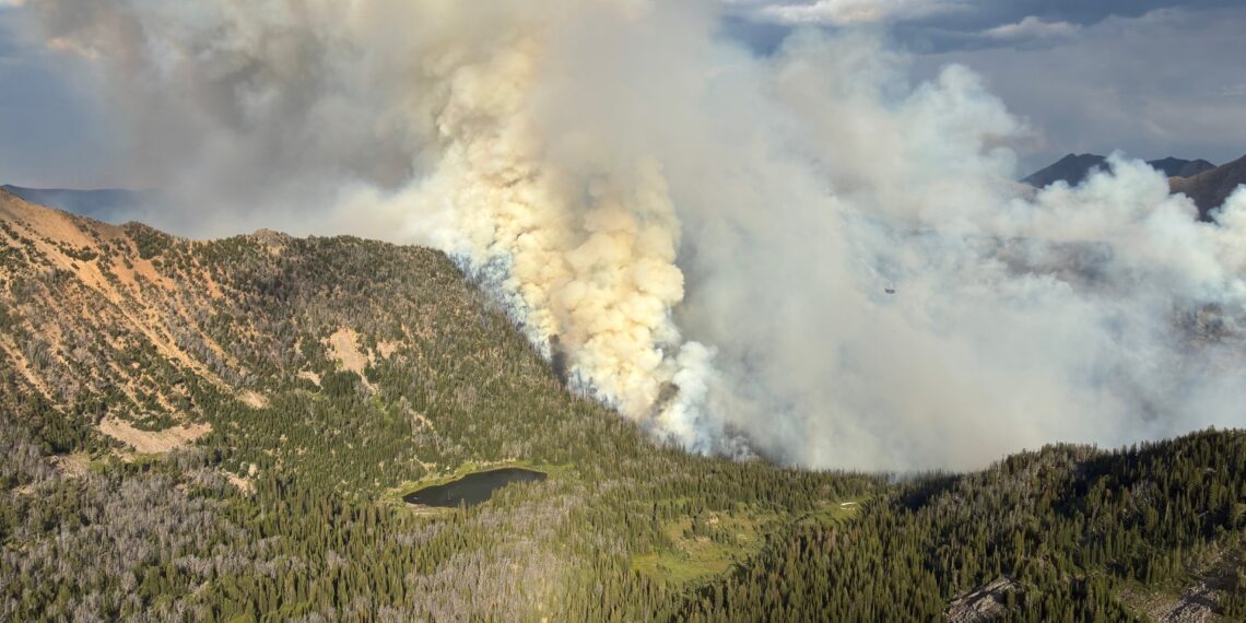 Crews battle wildfires in Tobacco Roots amid red flag weather