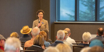 BSOA annual meeting presents new leader, spotlights local interests 