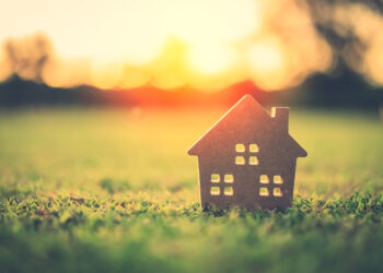 West Yellowstone residents to secure 18-unit apartment building for affordable housing