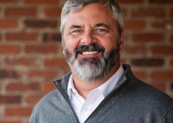 Wildlife science, conservation and policy leader announced as new CEO of Center for Large Landscape Conservation