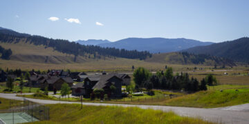 Canyon sewer project leaders promise continued transparency