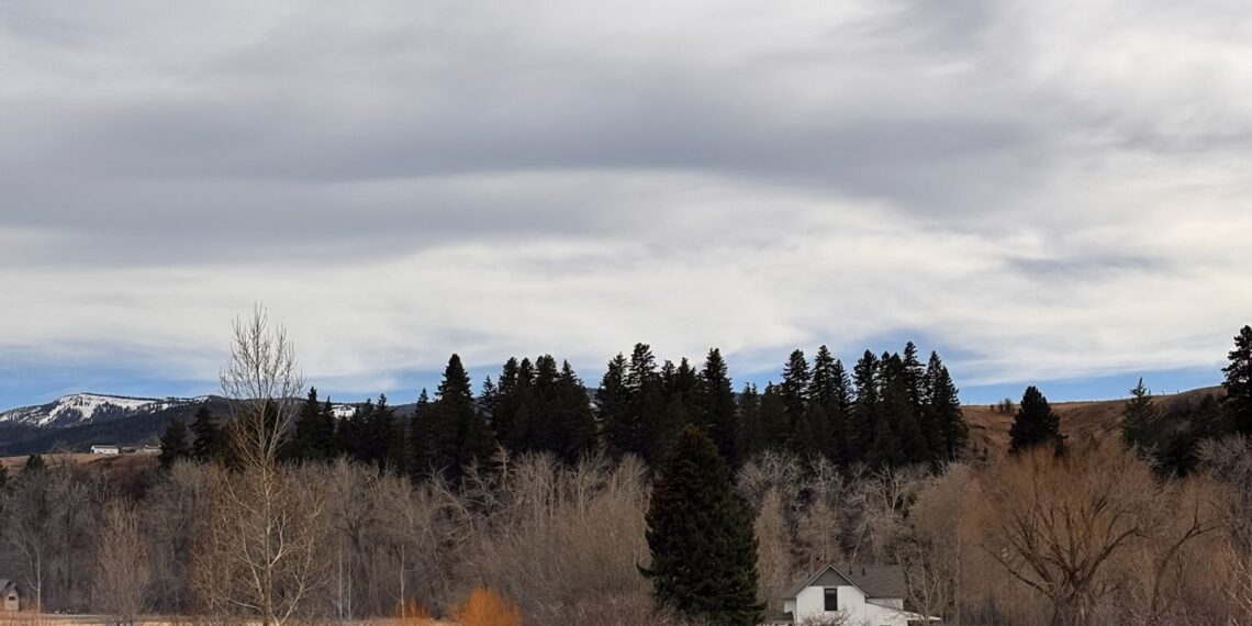 Crews work to contain spot fires near Bozeman, Cardwell