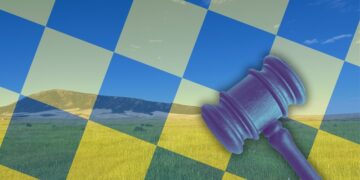 FWP director reiterates corner crossing is illegal in Montana