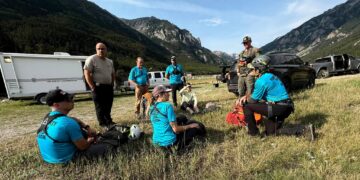 Twenty-one-year-old hiker found dead after apparent fall near Granite Peak