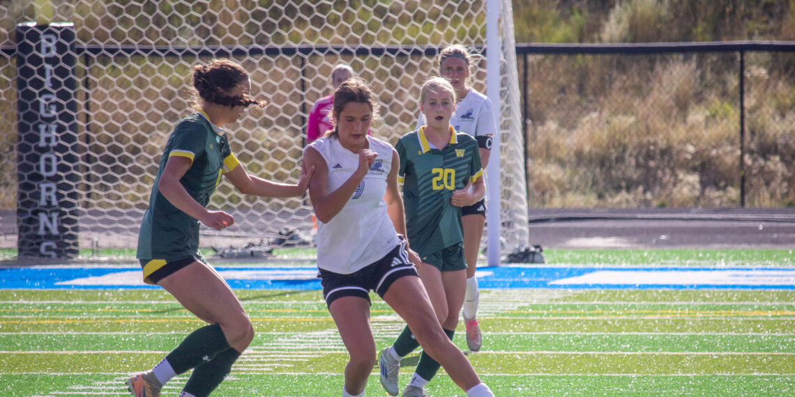 Big Horns fall to Whitefish, beat Bigfork going into conference matches