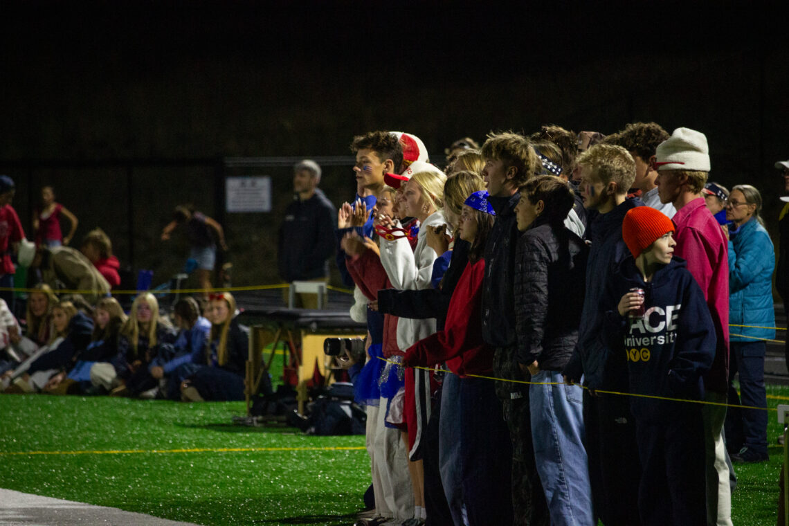 Students, community cheer on Big Horn football in homecoming game