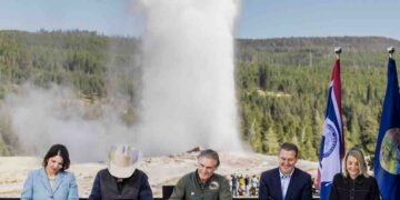 Yellowstone receives record $105 million gift for infrastructure, conservation, access